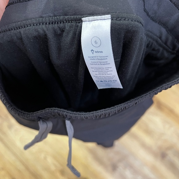 Ivviva track pants (mini Lululemon) - Picture 4 of 4